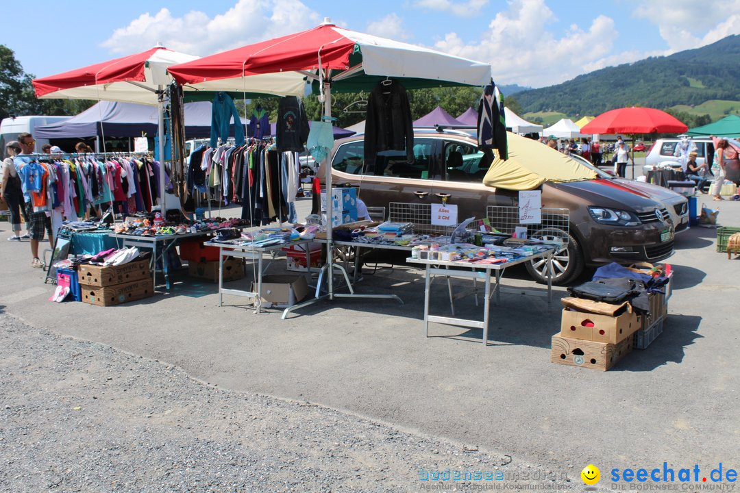 Flohmarkt in Altstaetten SG: Schweiz am Bodensee, 14.07.2019