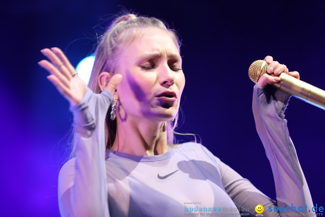 Glasperlenspiel Licht und Schatten Tour, Oberschwabenhalle: Ravensburg, 29.