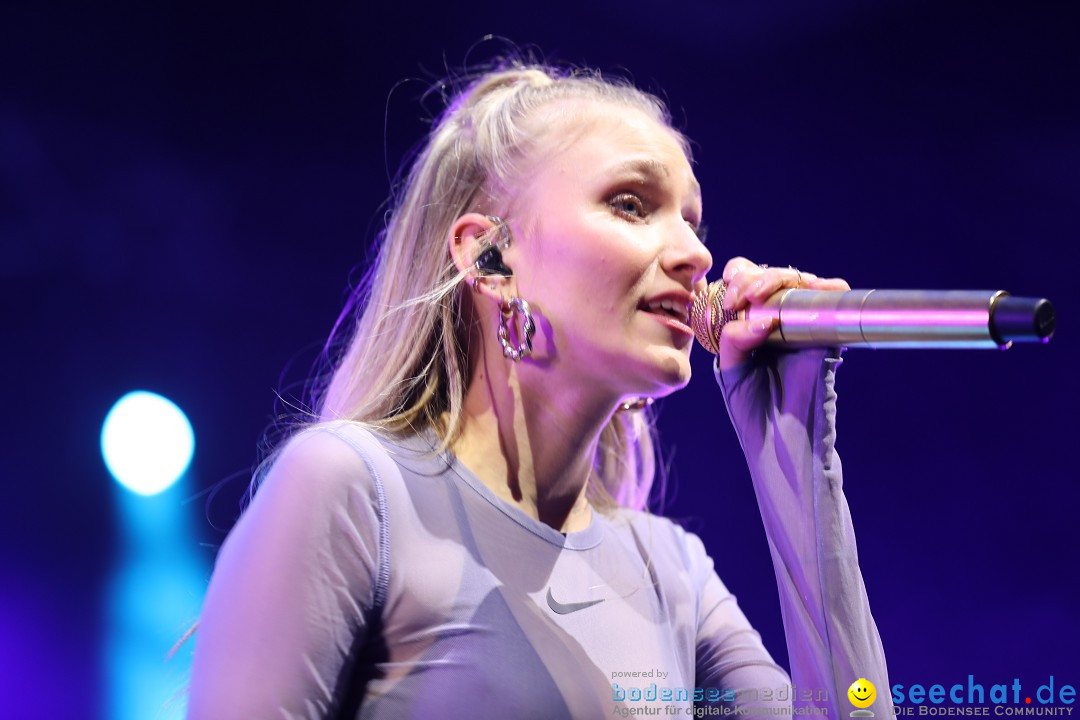 Glasperlenspiel Licht und Schatten Tour, Oberschwabenhalle: Ravensburg, 29.