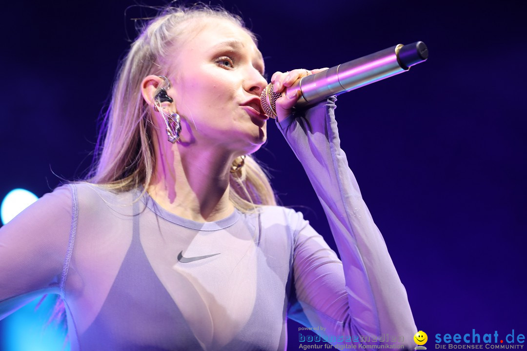Glasperlenspiel Licht und Schatten Tour, Oberschwabenhalle: Ravensburg, 29.