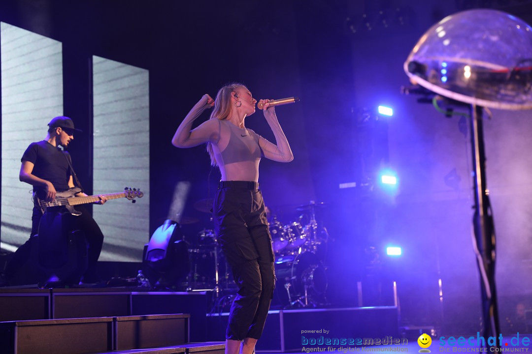 Glasperlenspiel Licht und Schatten Tour, Oberschwabenhalle: Ravensburg, 29.