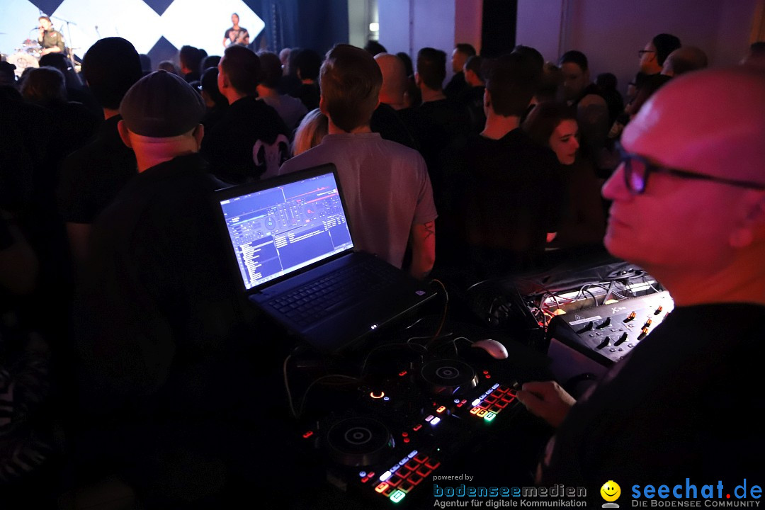 SOLARFAKE und Adam is a Girl - Caserne: Friedrichshafen am Bodensee, 31.01.