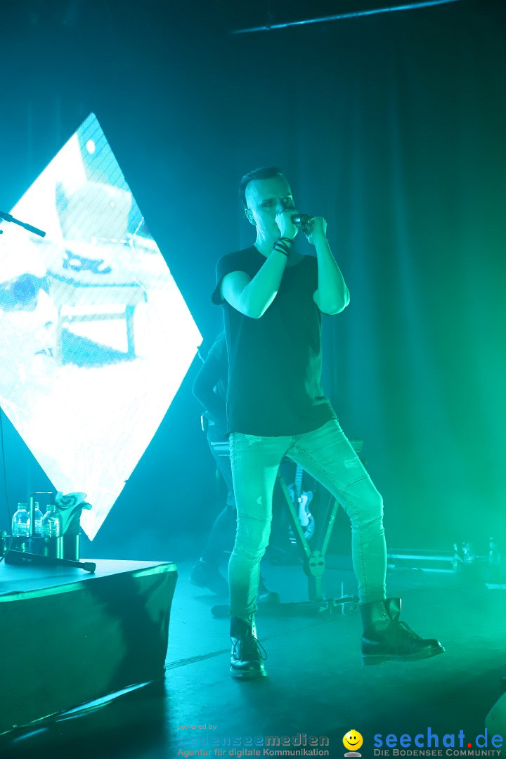 SOLARFAKE und Adam is a Girl - Caserne: Friedrichshafen am Bodensee, 31.01.