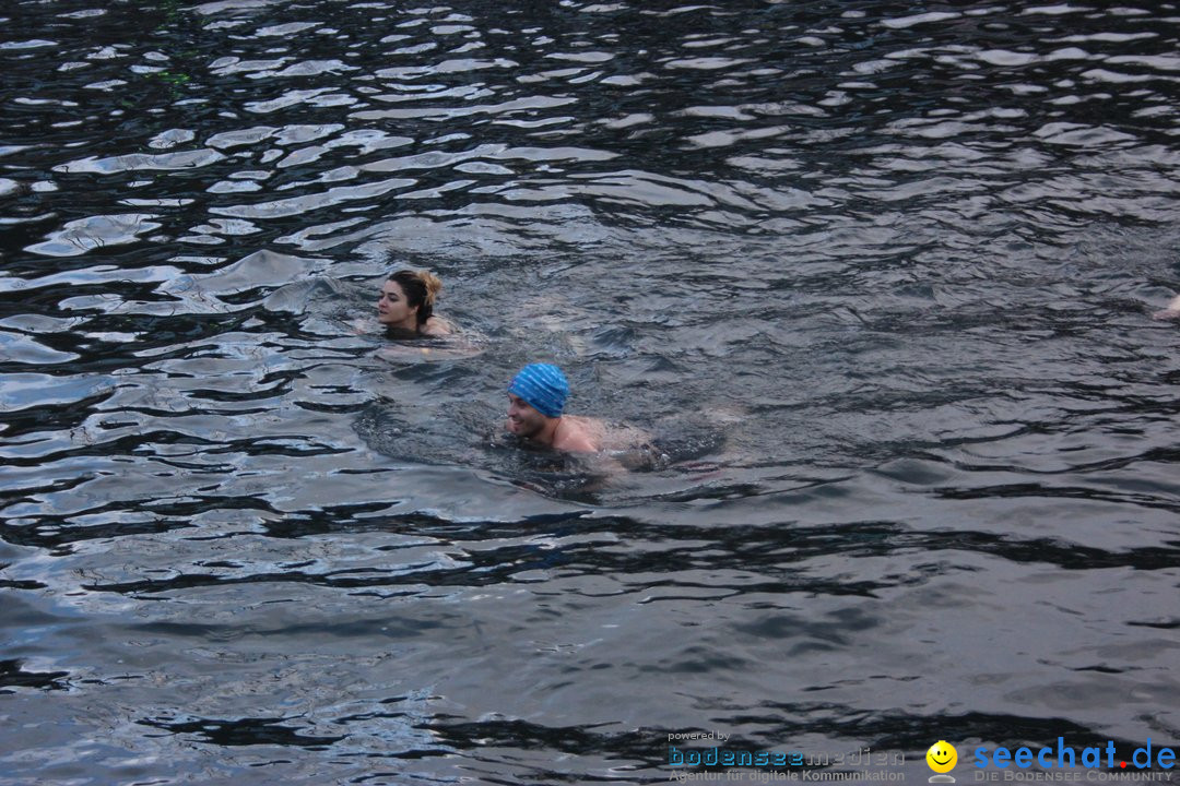 Nikolaus-Schwimmen - 21. Samichlaus-Schwimmen: Zuerich, 05.12.2021