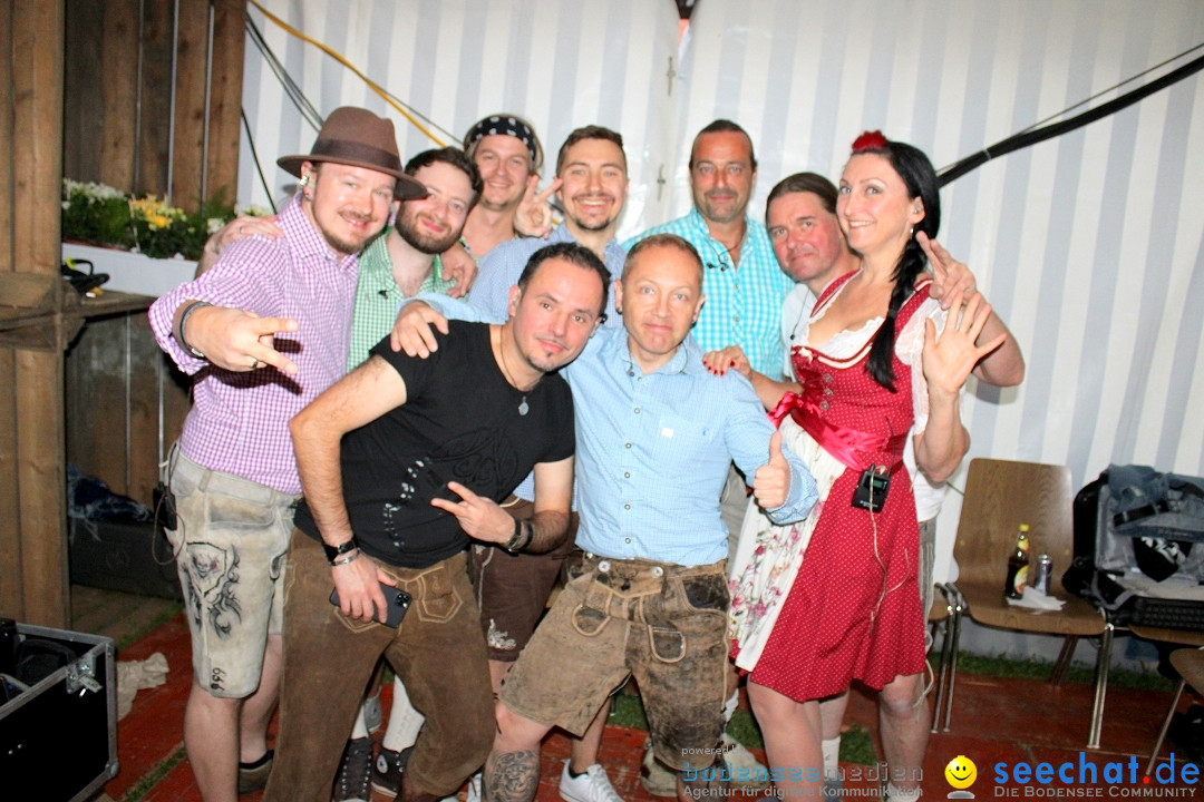 Nacht in Tracht mit Fly Partymusic: Schnetzenhausen, 28.05.2022