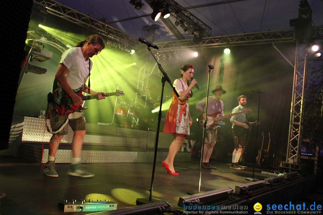 Nacht in Tracht mit Fly Partymusic: Schnetzenhausen, 28.05.2022