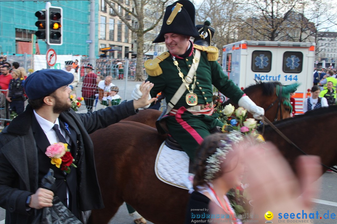 Sechselaeuten Umzug der Zuenfte: Zuerich, 17.04.2023
