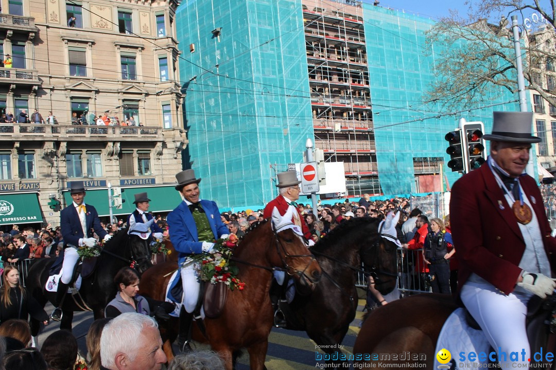 Sechselaeuten Umzug der Zuenfte: Zuerich, 17.04.2023