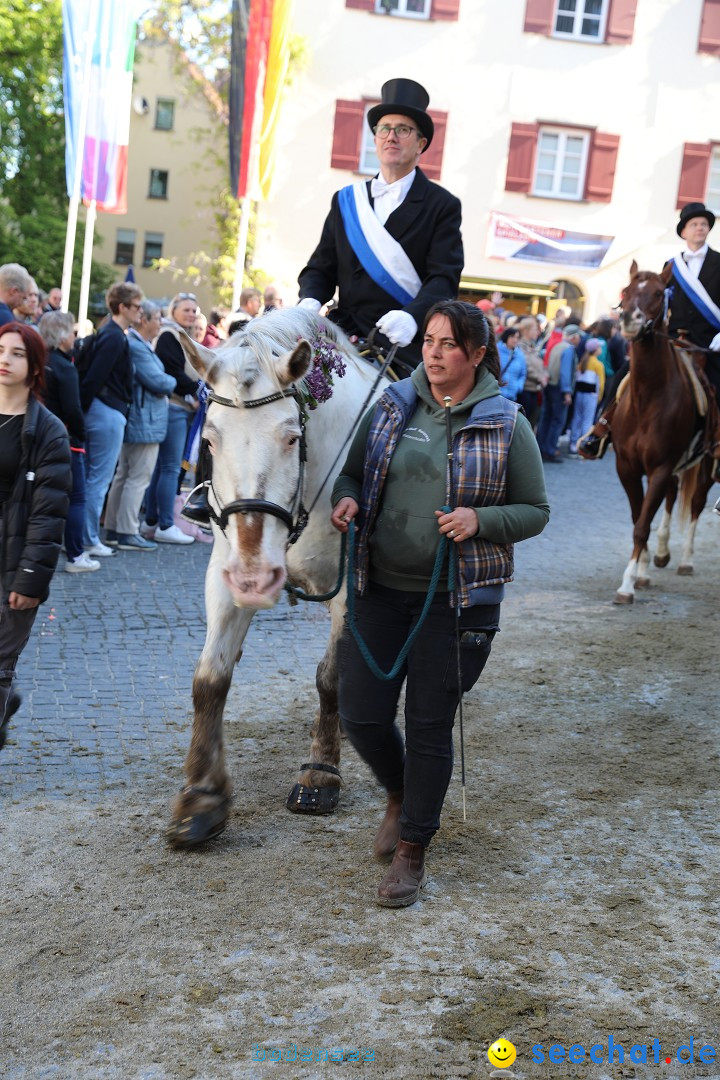 Blutritt - Reiterprozession - Heilig-Blut-Reliquie: Weingarten, 10.05.2024