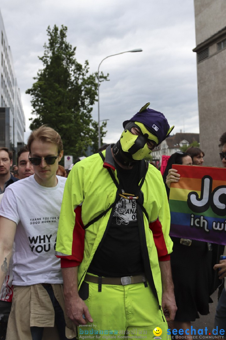 ZURICH PRIDE FESTIVAL: Zuerich - Schweiz, 15.06.2024