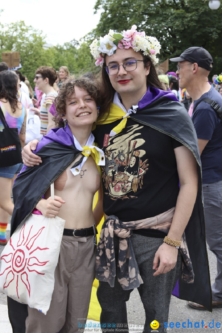 ZURICH PRIDE FESTIVAL: Zuerich - Schweiz, 15.06.2024