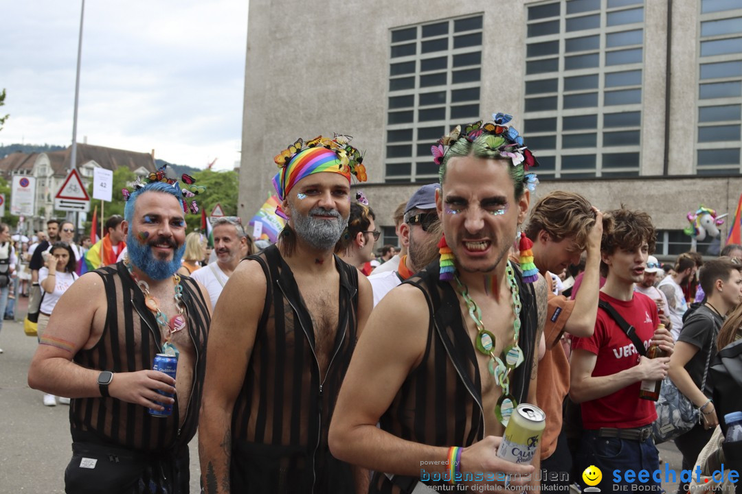 ZURICH PRIDE FESTIVAL: Zuerich - Schweiz, 15.06.2024
