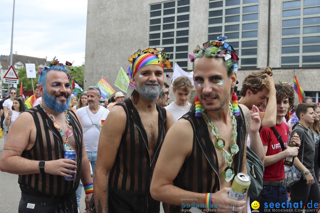 ZURICH PRIDE FESTIVAL: Zuerich - Schweiz, 15.06.2024
