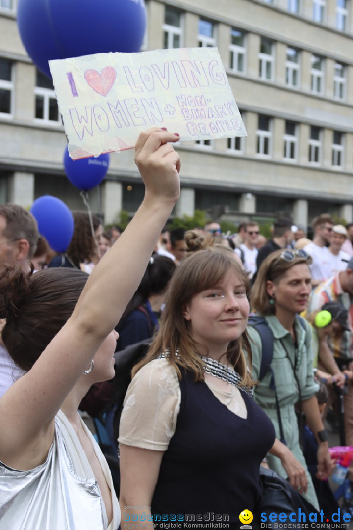 ZURICH PRIDE FESTIVAL: Zuerich - Schweiz, 15.06.2024