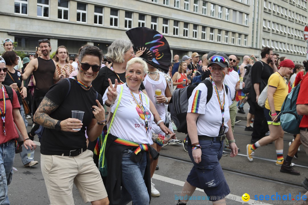 ZURICH PRIDE FESTIVAL: Zuerich - Schweiz, 15.06.2024