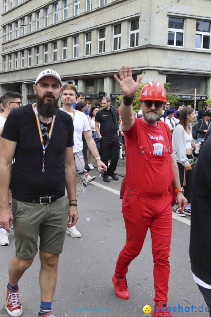 ZURICH PRIDE FESTIVAL: Zuerich - Schweiz, 15.06.2024