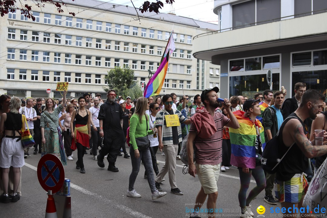 ZURICH PRIDE FESTIVAL: Zuerich - Schweiz, 15.06.2024