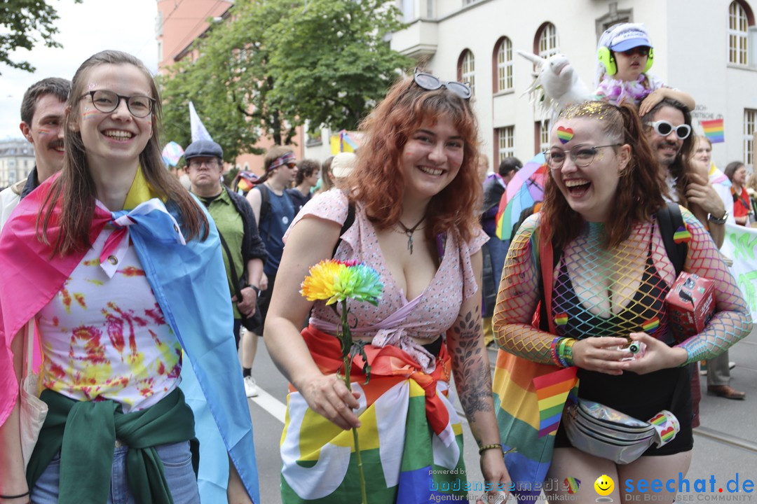 ZURICH PRIDE FESTIVAL: Zuerich - Schweiz, 15.06.2024