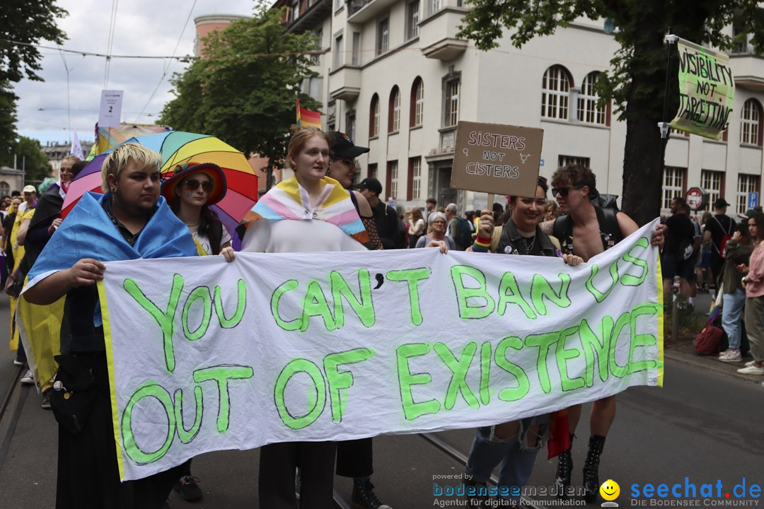 ZURICH PRIDE FESTIVAL: Zuerich - Schweiz, 15.06.2024