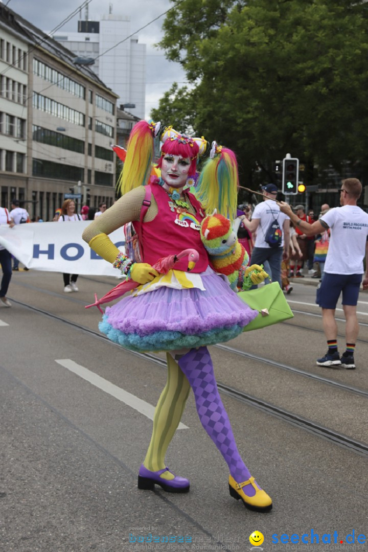ZURICH PRIDE FESTIVAL: Zuerich - Schweiz, 15.06.2024