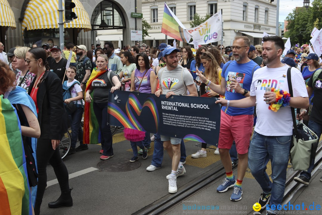 ZURICH PRIDE FESTIVAL: Zuerich - Schweiz, 15.06.2024