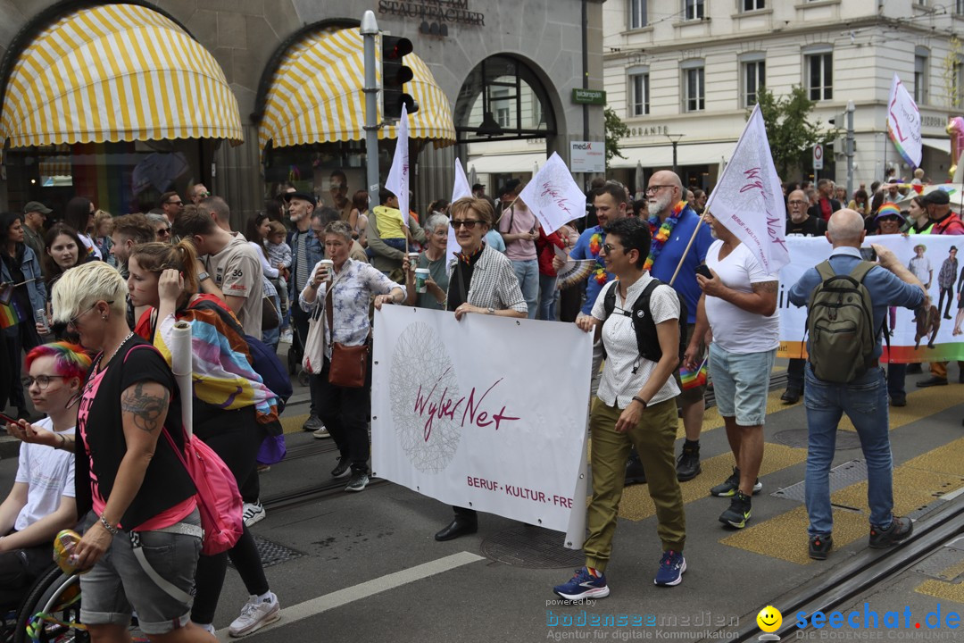 ZURICH PRIDE FESTIVAL: Zuerich - Schweiz, 15.06.2024
