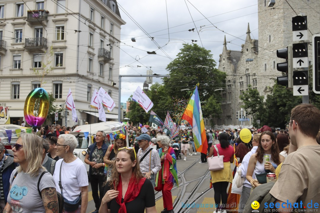 ZURICH PRIDE FESTIVAL: Zuerich - Schweiz, 15.06.2024