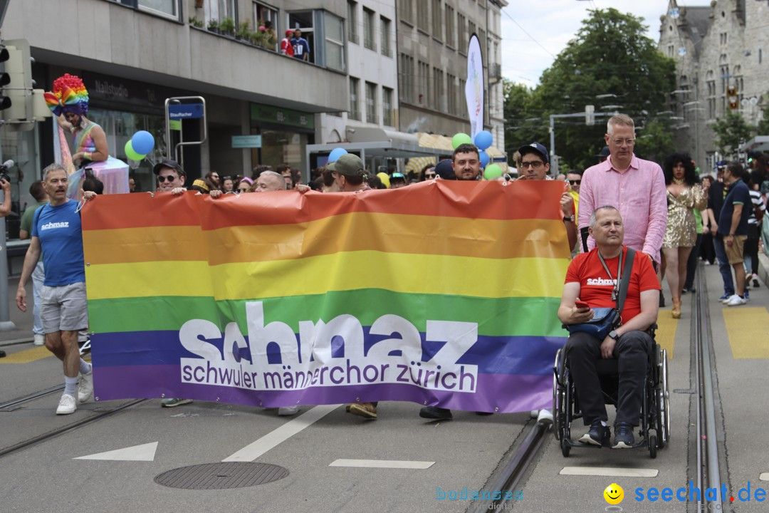 ZURICH PRIDE FESTIVAL: Zuerich - Schweiz, 15.06.2024