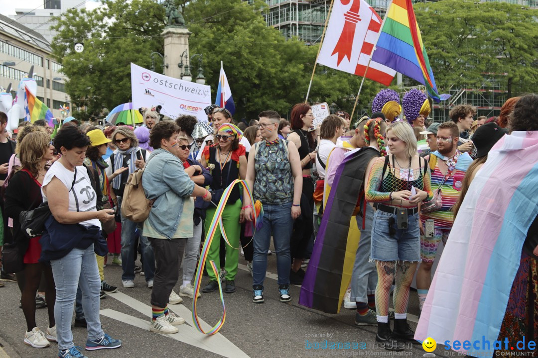 ZURICH PRIDE FESTIVAL: Zuerich - Schweiz, 15.06.2024