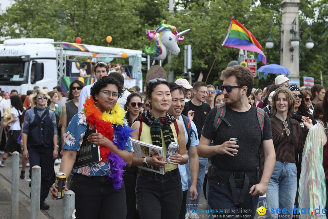 ZURICH PRIDE FESTIVAL: Zuerich - Schweiz, 15.06.2024