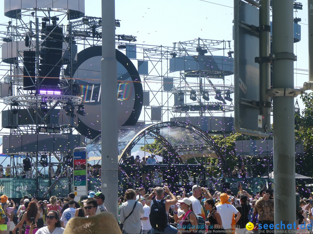 Streetparade 2025 - Live Love, Love Life: Zuerich, 09.08.2025