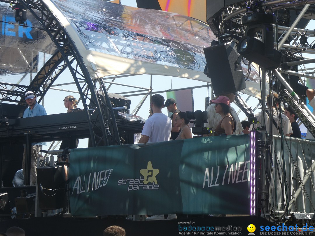 Streetparade 2025 - Live Love, Love Life: Zuerich, 09.08.2025