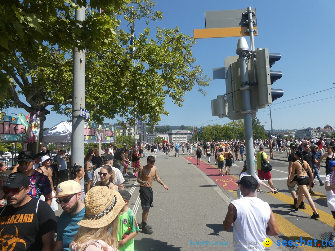 Streetparade 2025 - Live Love, Love Life: Zuerich, 09.08.2025