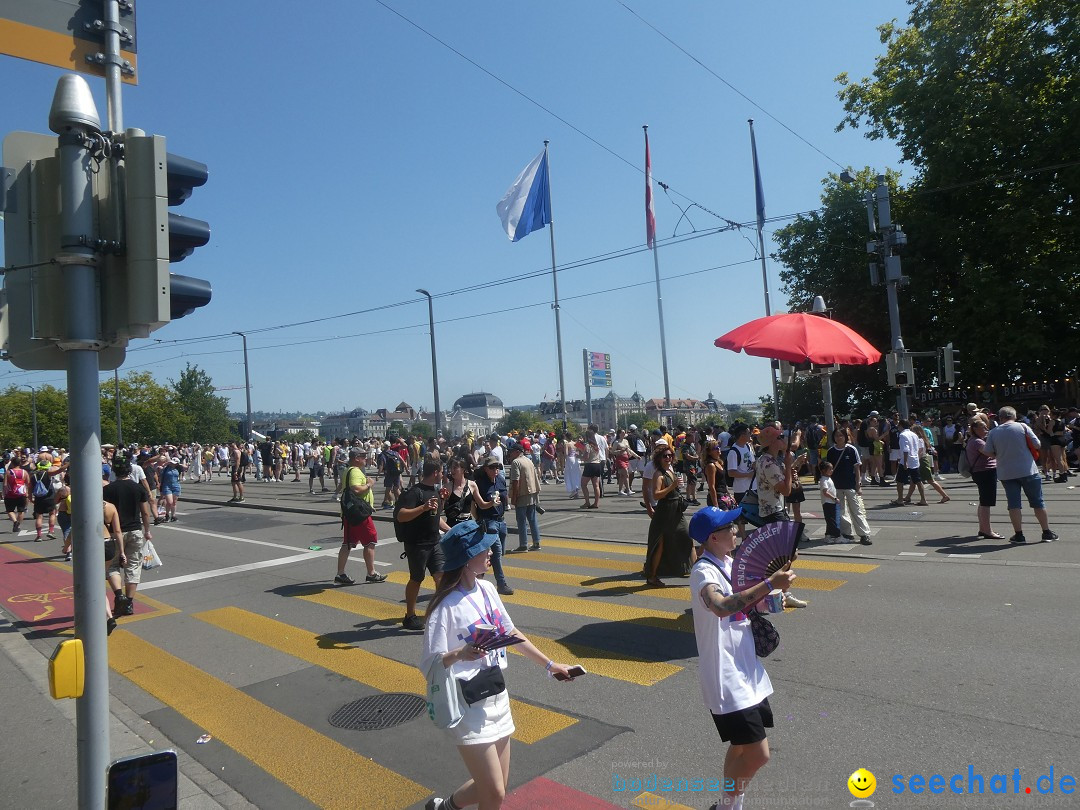 Streetparade 2025 - Live Love, Love Life: Zuerich, 09.08.2025
