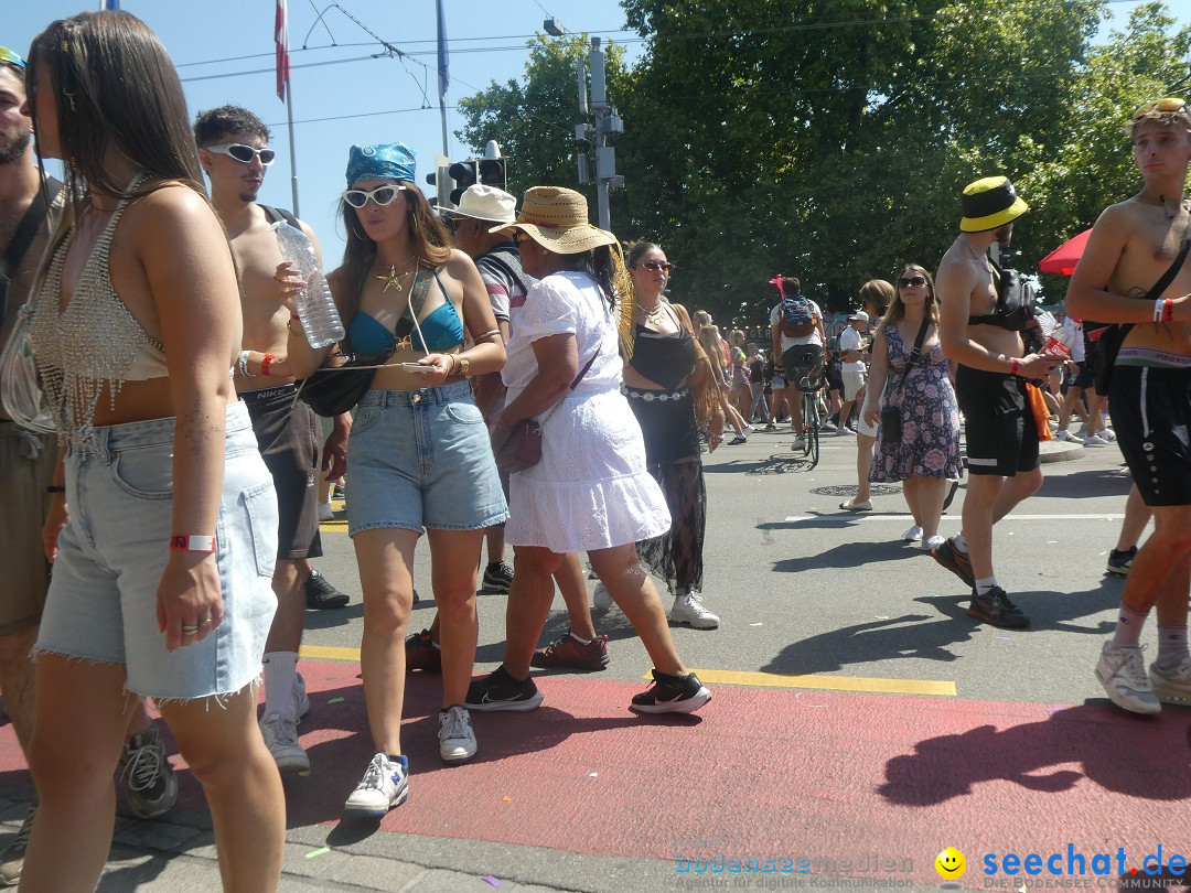Streetparade 2025 - Live Love, Love Life: Zuerich, 09.08.2025