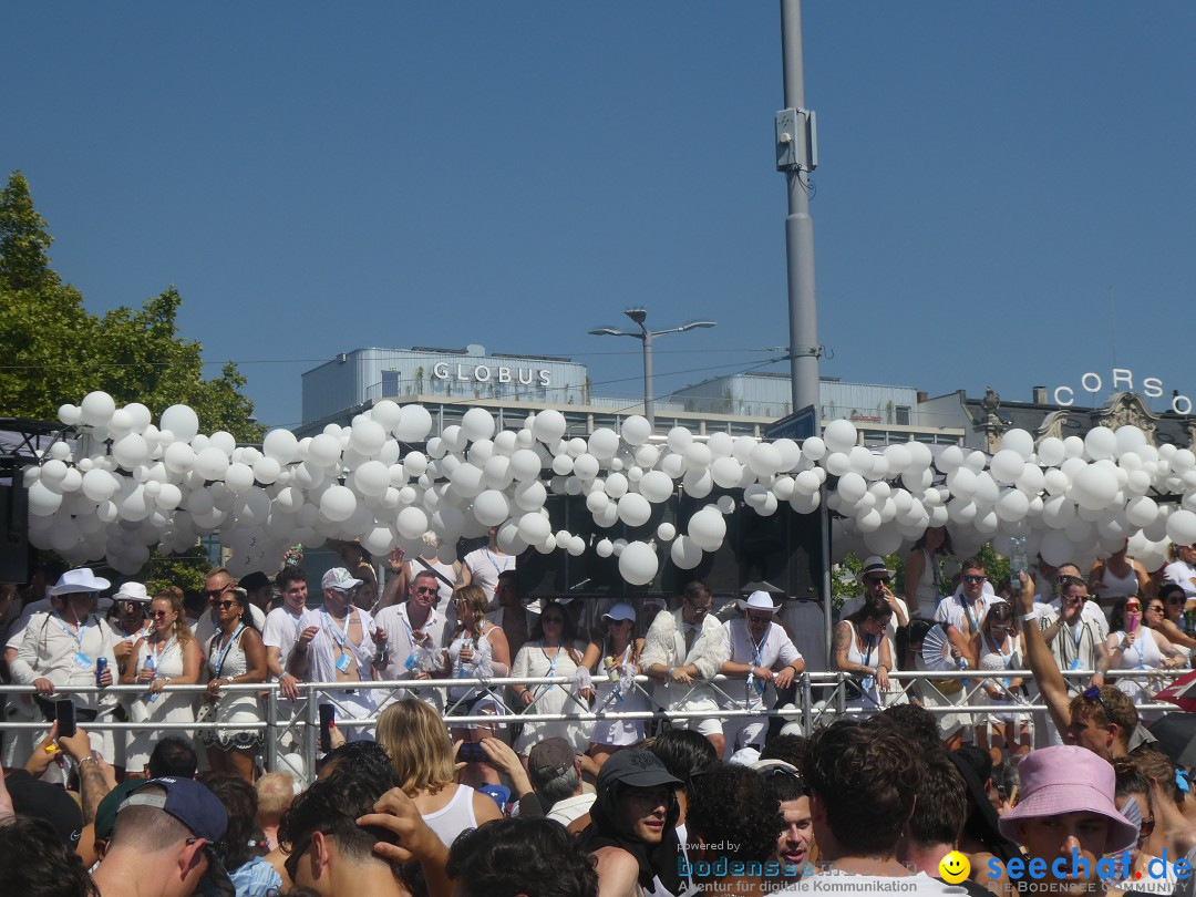 Streetparade 2025 - Live Love, Love Life: Zuerich, 09.08.2025