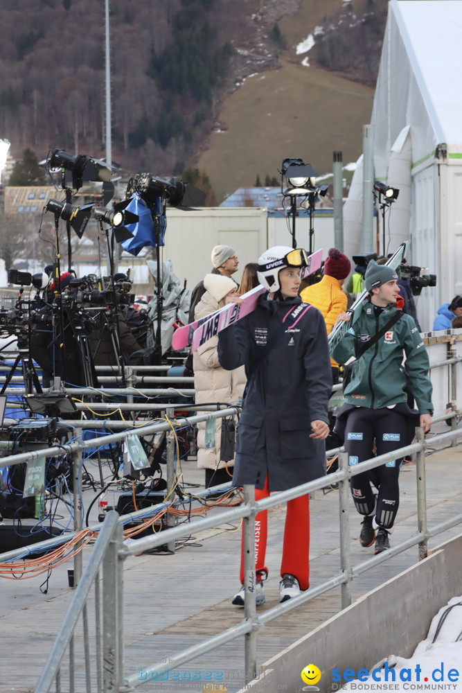 FIS SKISPRUNG WELTCUP: Engelberg, 21.12.2025