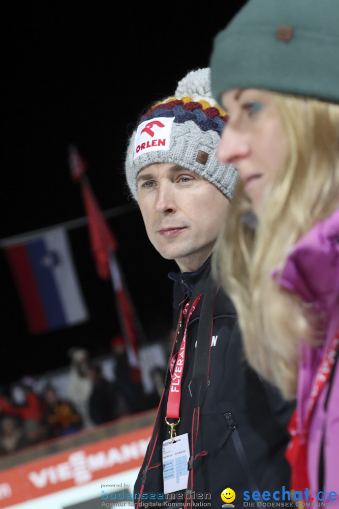 FIS SKISPRUNG WELTCUP: Engelberg, 21.12.2025