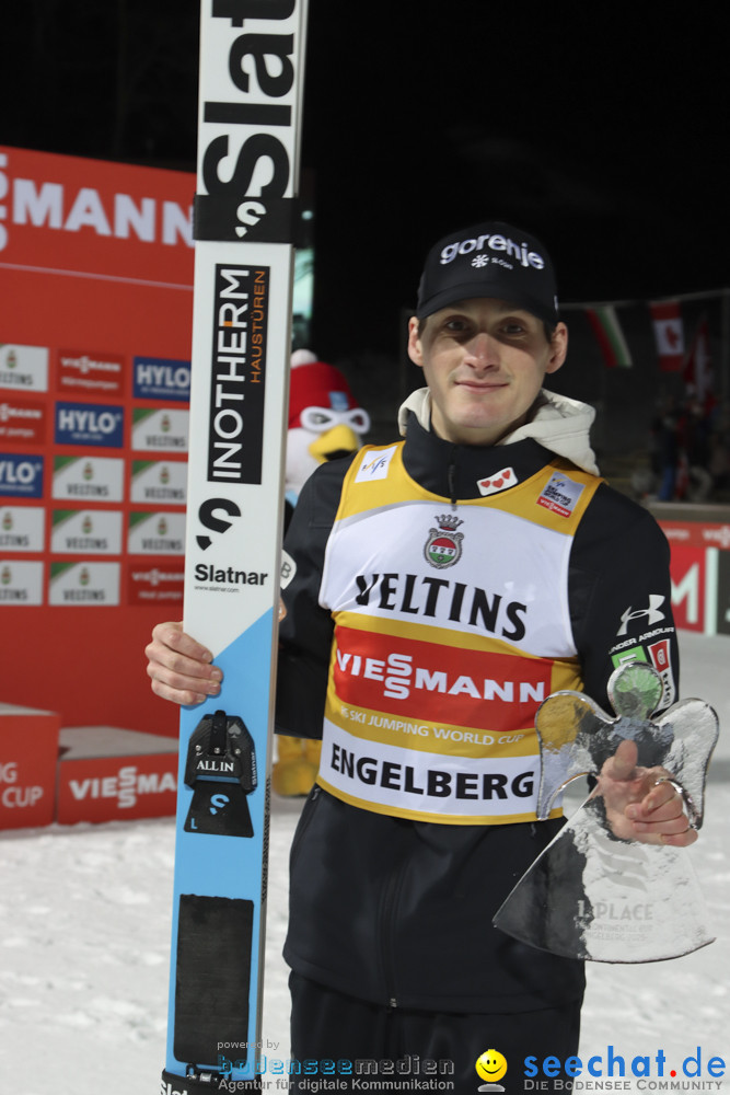 FIS SKISPRUNG WELTCUP: Engelberg, 21.12.2025