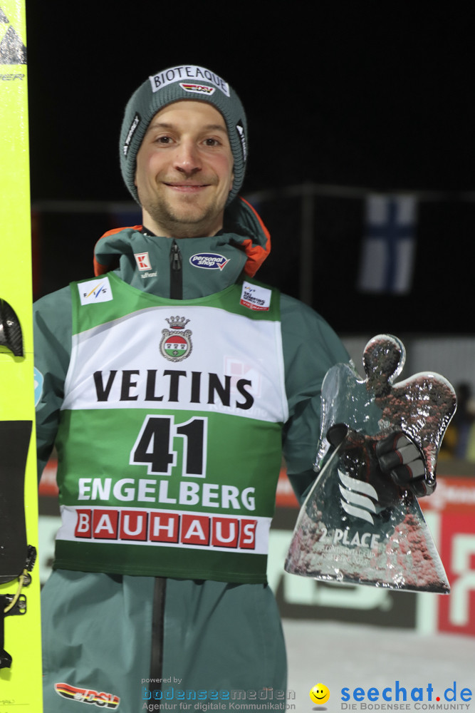 FIS SKISPRUNG WELTCUP: Engelberg, 21.12.2025
