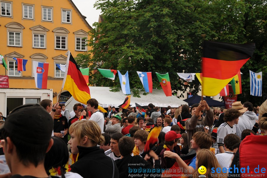 WM 2010 Public Viewing: Deutschland vs Australien (4:0) mit Band Face-of-Vi