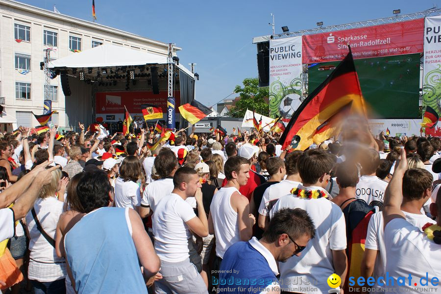 WM-2010: Deutschland-England (4:1): Stadthalle Singen, 27.06.2010