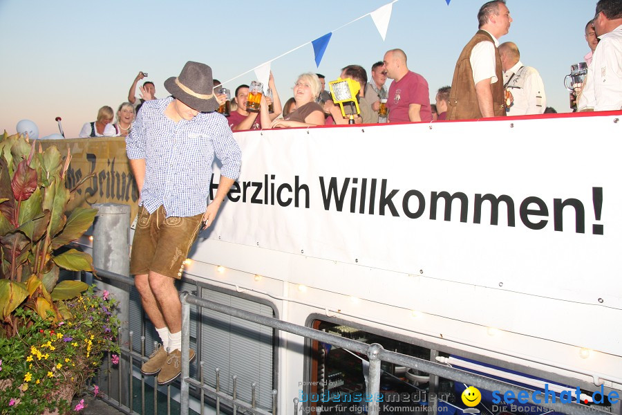 Wiesnboot-besser-fayern-als-die-Bayern-2010-Bodensee-Ueberlingen-110910-seechat_de-IMG_1034.JPG