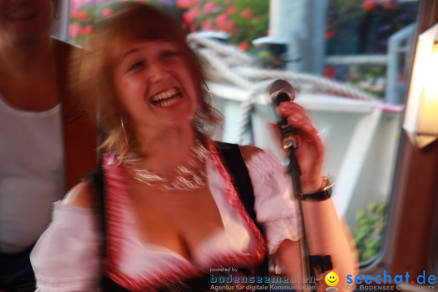 Wiesnboot-besser-fayern-als-die-Bayern-2010-Bodensee-Ueberlingen-110910-seechat_de-IMG_1045.JPG
