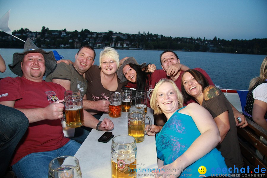 Wiesnboot-besser-fayern-als-die-Bayern-2010-Bodensee-Ueberlingen-110910-seechat_de-IMG_1077.JPG