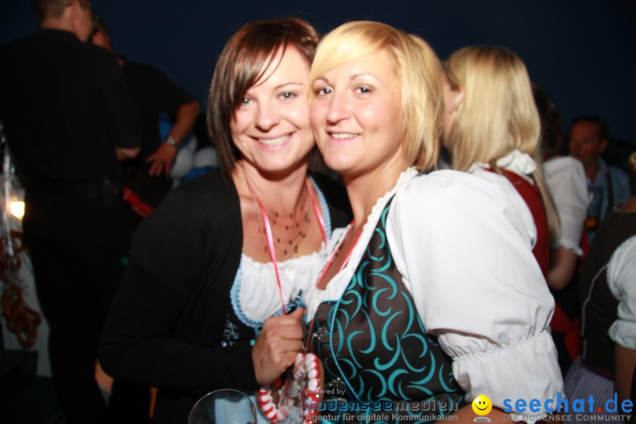 Wiesnboot-besser-fayern-als-die-Bayern-2010-Bodensee-Ueberlingen-110910-seechat_de-IMG_1140.JPG