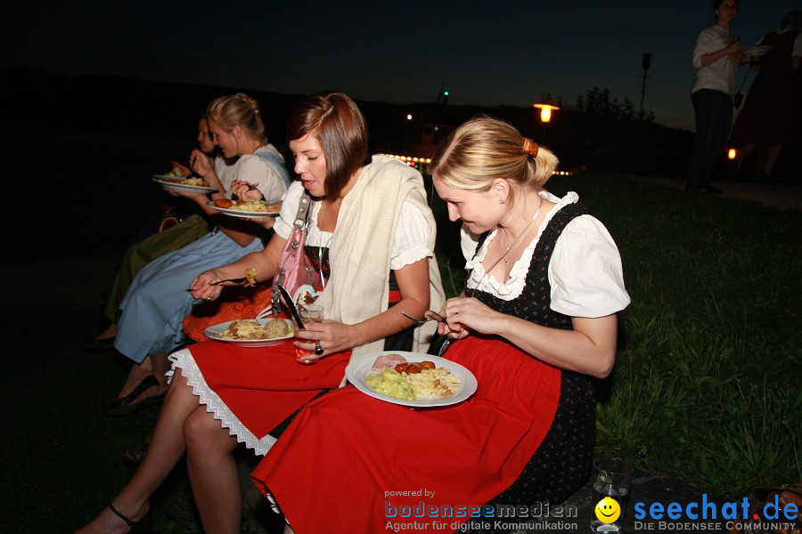Wiesnboot-besser-fayern-als-die-Bayern-2010-Bodensee-Ueberlingen-110910-seechat_de-IMG_1209.JPG