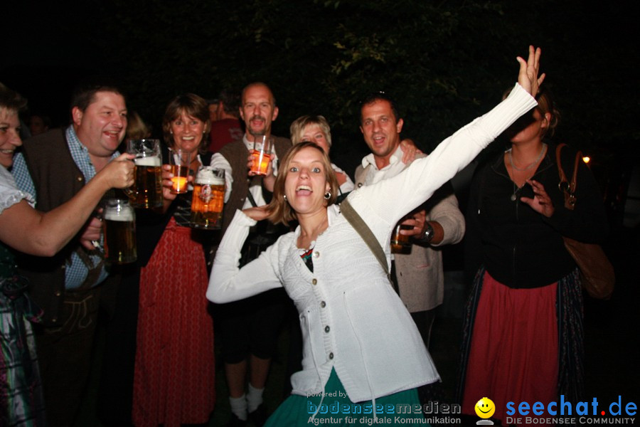 Wiesnboot-besser-fayern-als-die-Bayern-2010-Bodensee-Ueberlingen-110910-seechat_de-IMG_1235.JPG