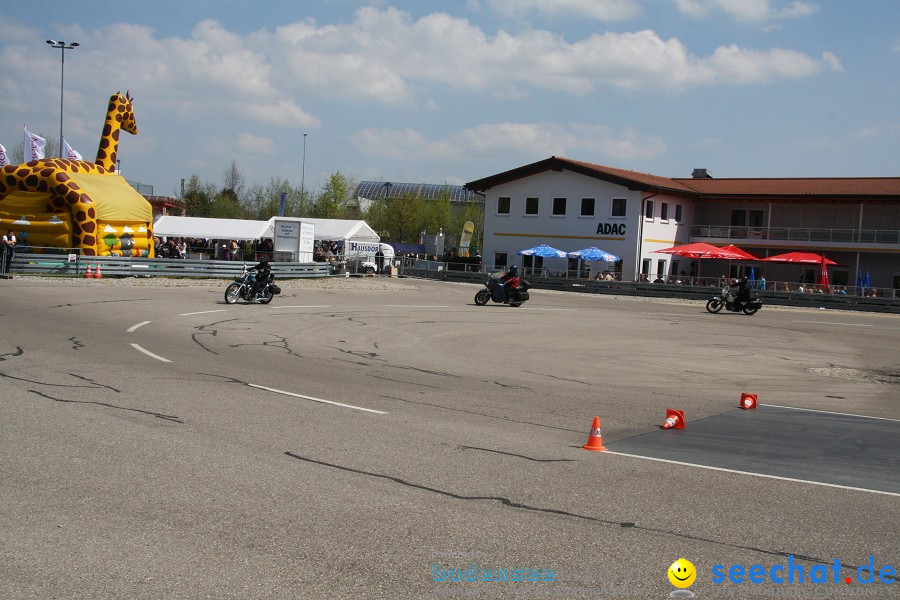 seechat.de Motorrad-Kurventraining: Start-up-Day-ADAC-Fahrsicherheitsanlage