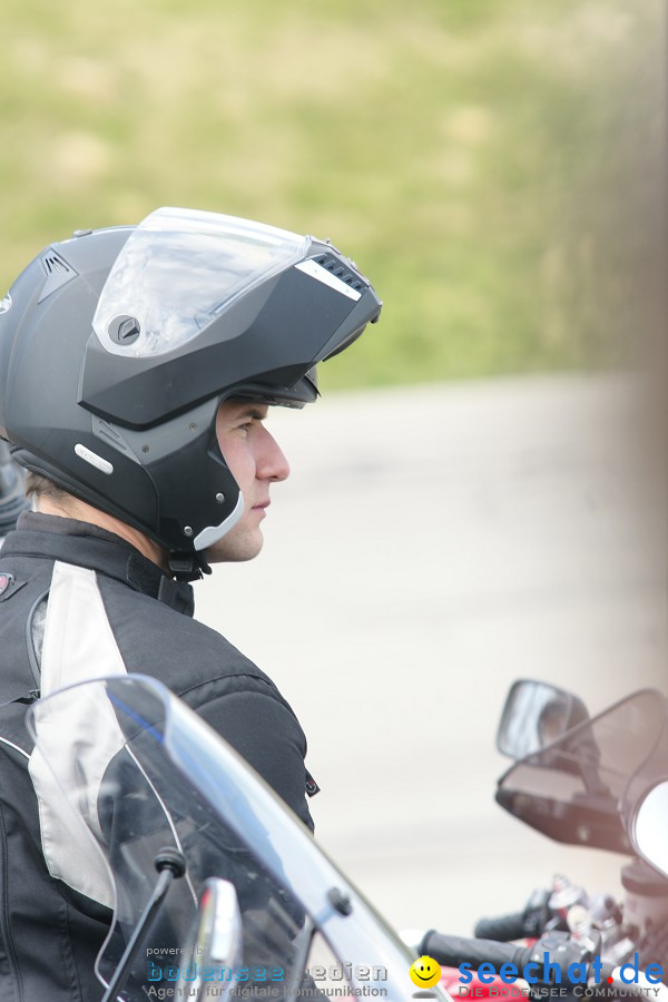 seechat.de Motorrad-Kurventraining: Start-up-Day-ADAC-Fahrsicherheitsanlage